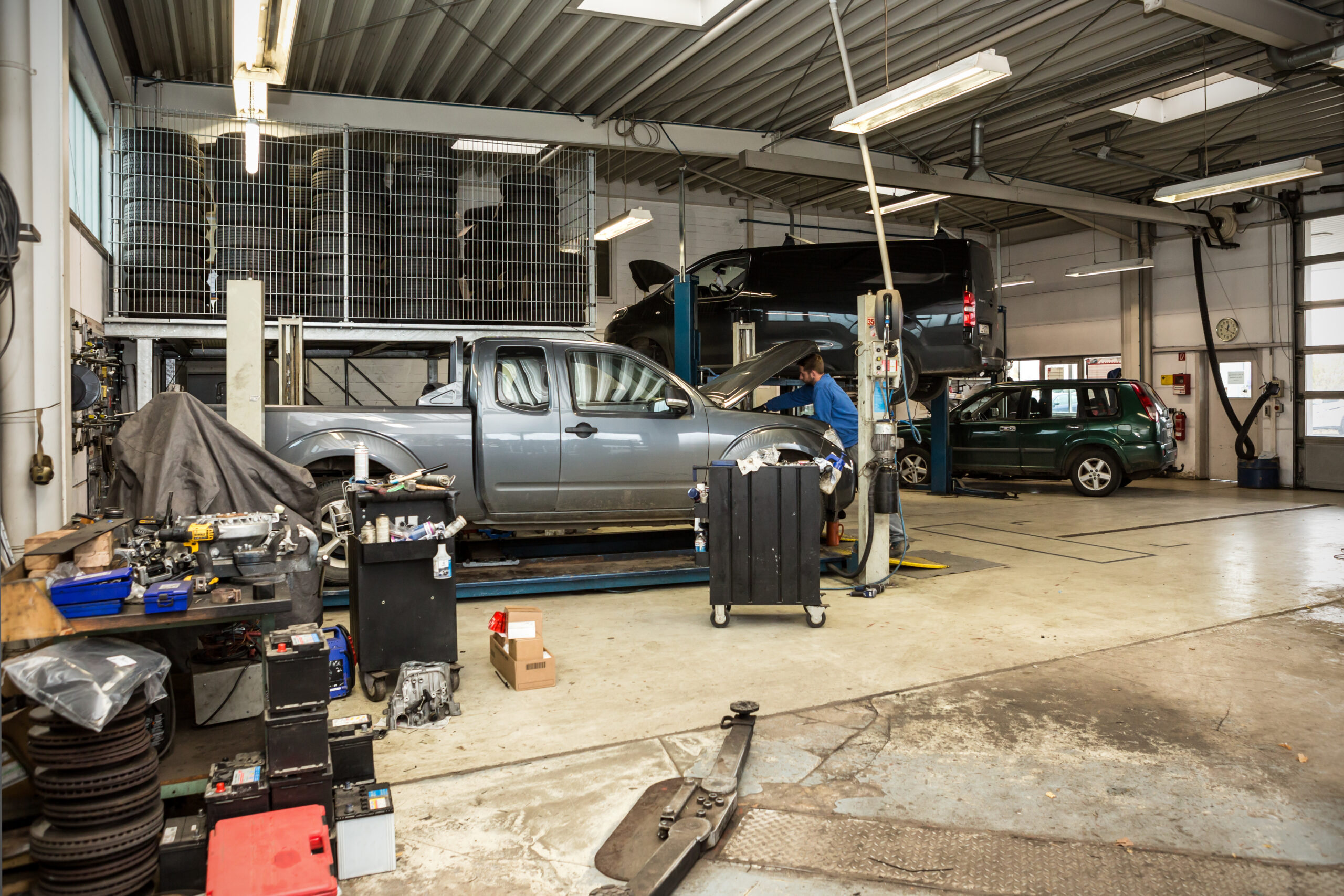 Professioneller Reifenservice in der Werkstatt des Autohaus Jahn in Prenzlau